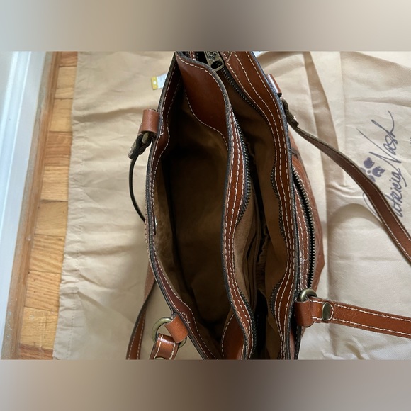 Patricia Nash Poppy Tote Cognac - Picture 8 of 12